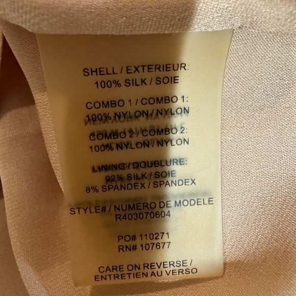 Alice + Olivia Blush Silk Blouse with Black Lace Trim size Small - Picture 9 of 9